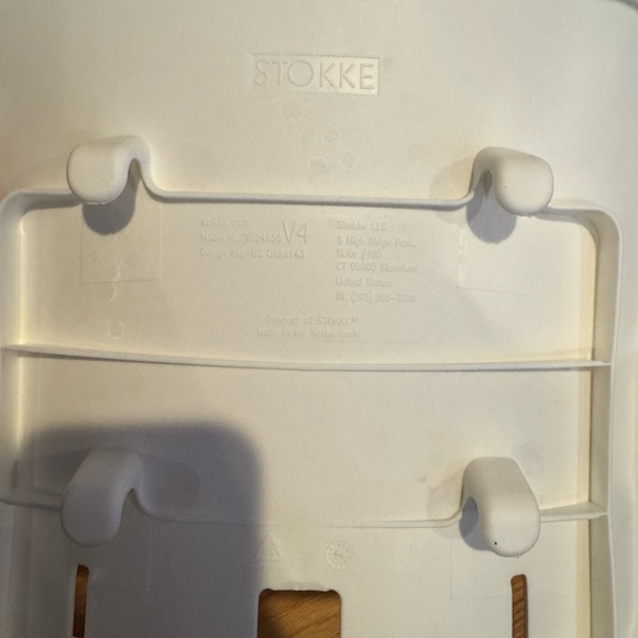 Stokke White Kids Highchair set and harness - Picture 4 of 5